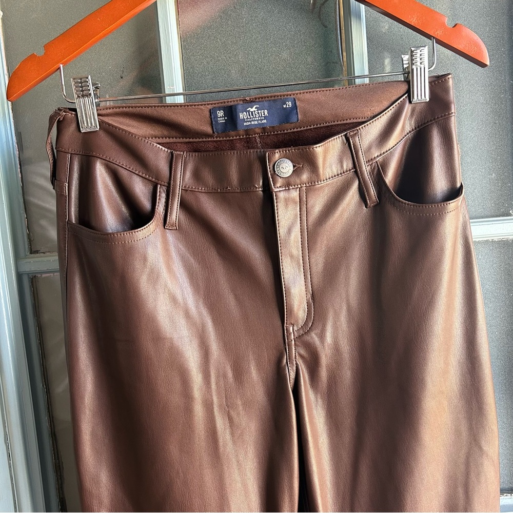 High-Rise Boho 60’s 70’s Flare Leg Vegan Leather Pants Chocolate Brown Hollister - Picture 5 of 10